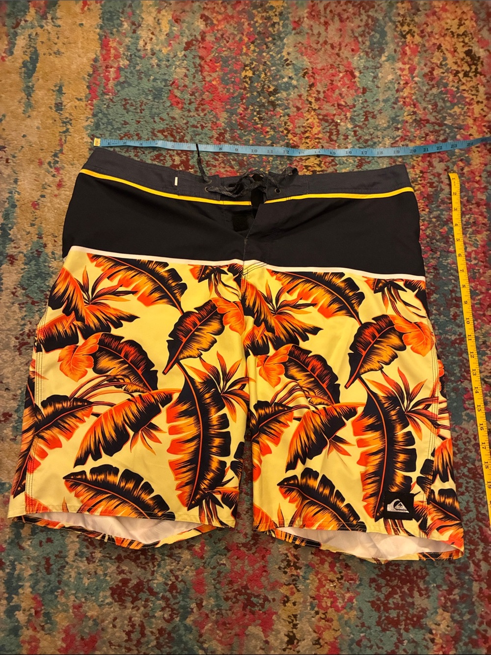 Quiksilver Men’s Black and Yellow Tropical Boardshorts